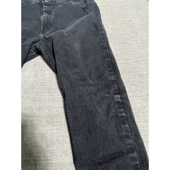 Wrangler Jeans Men's Black 42x32 Black Regular fit - Picture 6 of 16